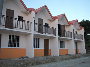 Bare house in Las Palmas Bulacan